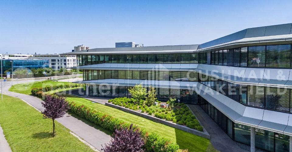 Büro an Route de Crassier 3, 1260 Nyon