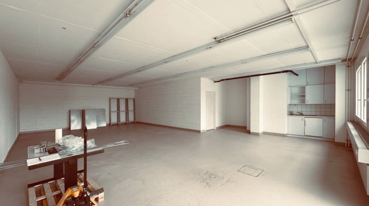 Gewerbe an Allmendstrasse 8, 8320 Fehraltorf