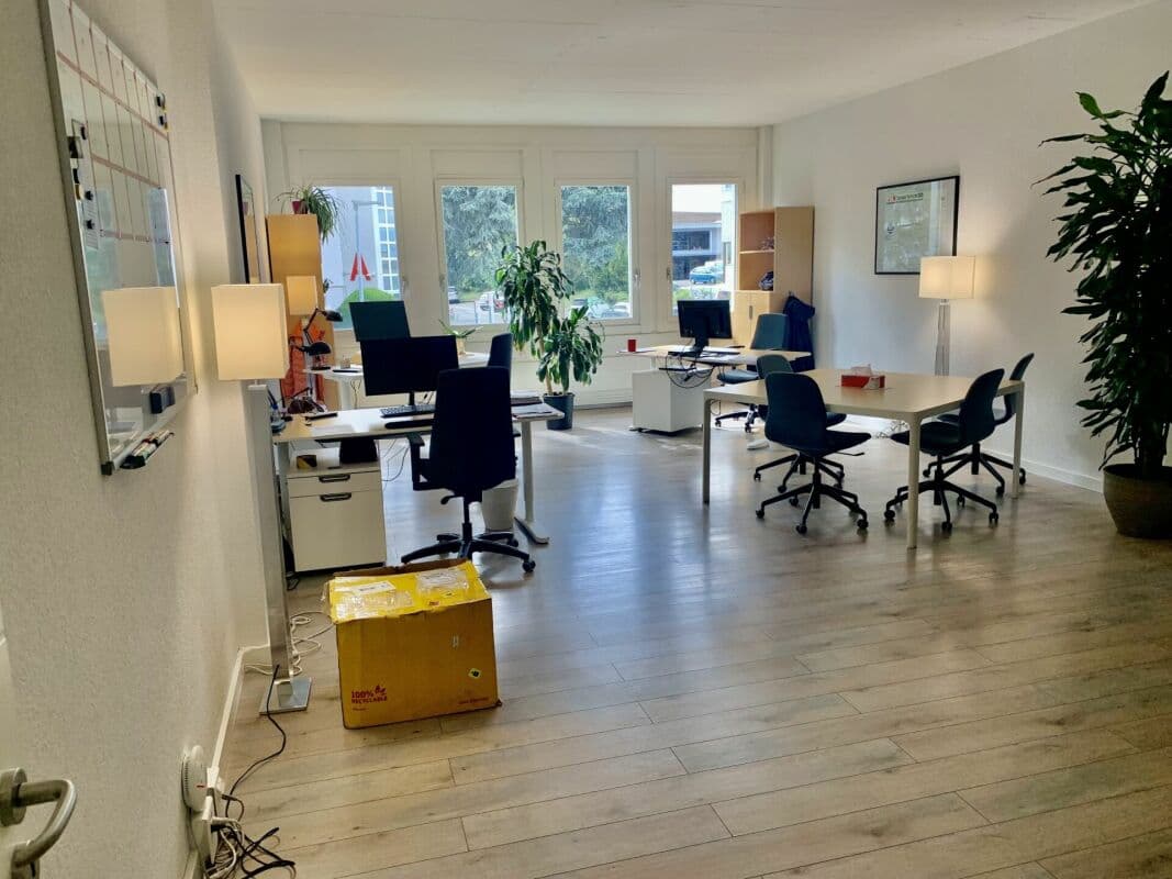 Büro in 1028 Préverenges, 400m²