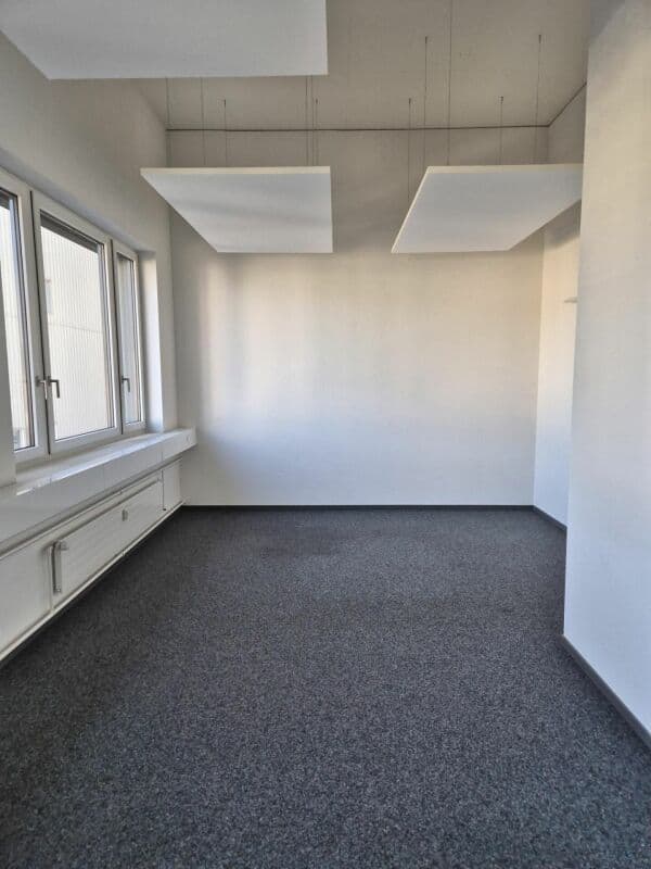Büro an Hohenrainstrasse 10, 4133 Pratteln