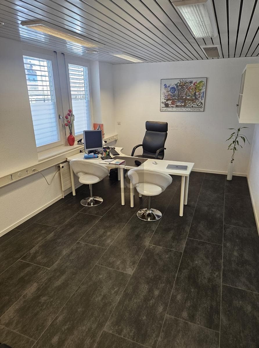 Büro in 1700 Freiburg, 50m²