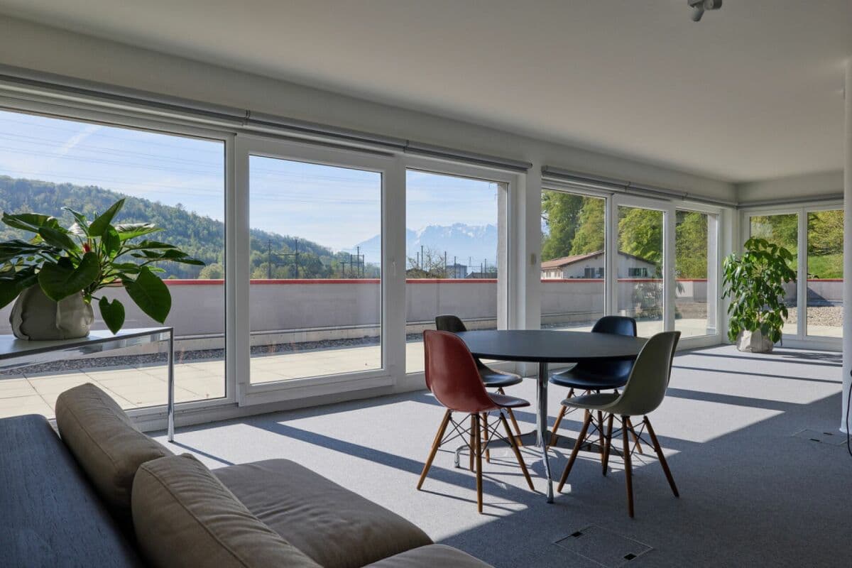 Office in 1070 Puidoux, 200m²